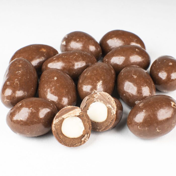 Belgian Chocolate Brazil Nuts Gift Box - Image 2